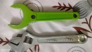 Orthopaedic Heating Pad With ADJUSTABLE WRENCH