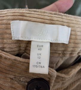H&amp;M Curdoroy Pant