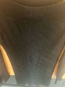 New Knitted Black Long Sleeve Tunic