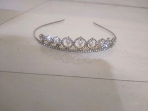 CROWN 👑