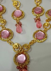 Pink &amp; Gold Tone Drop Earrings Necklace Set