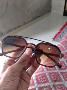 Stylish Aviator Sunglasses