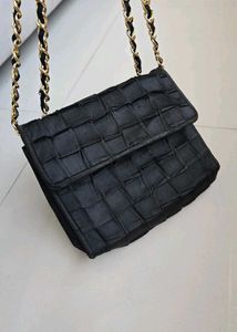 Elegant Black Chain Shoulder Bag