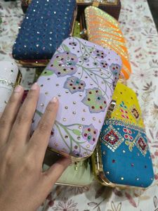 Lavender Stones Hand Clutch With Sling