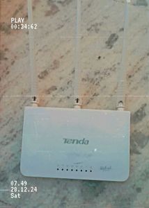 Tenda Router