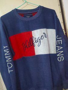 Sweatshirt (Winter Wear)