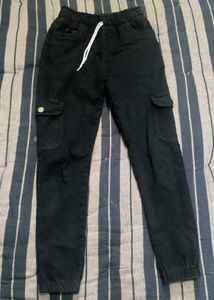 Girls Jeans Outfit Combo