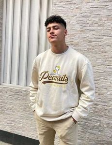 H&M and Peanuts orignal rare Crewneck Sweatshirt