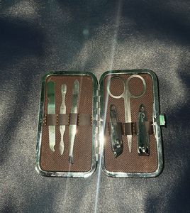 SOVELY 6 In 1 Manicure Kit