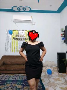 Chic Black Off-Shoulder Dress