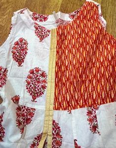 Red &amp; White Printed Kurta Set