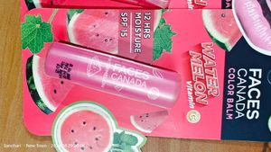 Faces Canada Spf Vitamin C Lipbalm Brand New