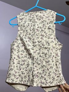 Trending Sleeveless Vest Top