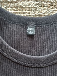 Uniqlo Ribbed Tank