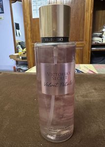 Victoria&#39;s Secret Velvet Petals Body Mist