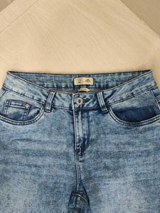 Light Wash Denim Jeans With Pearls on Ankle