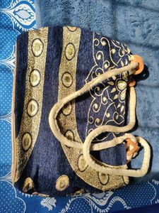 Beautiful Light Weight Cloth Shoulder Bag