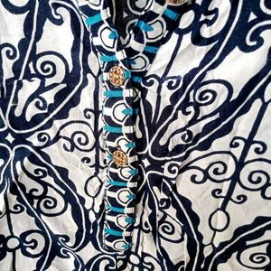 Fitted Patterned Top