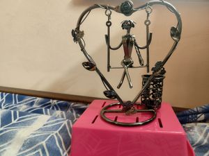 Black Metallic Pen Stand
