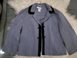 ✨Patterned Cropped jacket 🧥