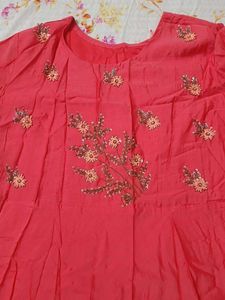 Embroidered Pink Kurta