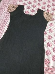 Elegant Black &amp; Gold Kurta