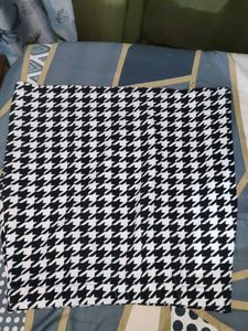 Houndstooth Mini Skirt