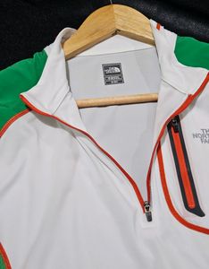THE NORTH FACE JERSEY