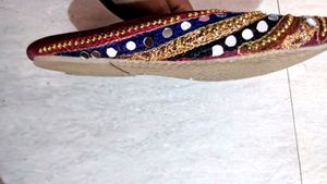 Beautiful Ethnic Wear Mojri