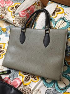 Elegant Handbag