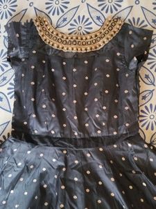 Elegant Black gold butta Dress / gown