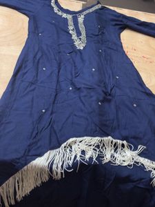Elegant Blue Embroidered Kurta
