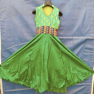 Green Dress with Colorful Accent