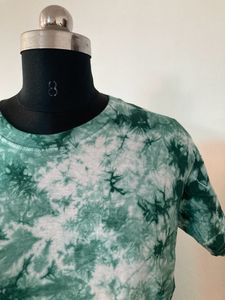 New Tie-Dye T-shirt 💛💛💛