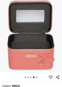 Caprese Pouch
