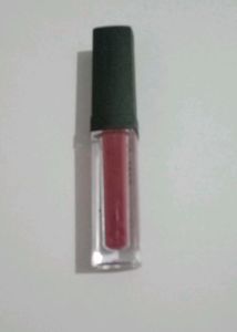 Matte Mini Liquid Lipstick. Gives Matte Finish Look