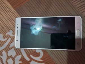 Samsung Galaxy J7 Prime