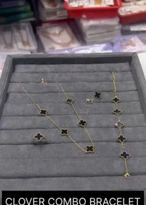 Clover Necklace &amp; Earrings Set