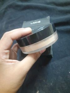 Lakme Absolute Powder