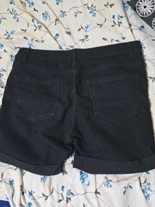 Shorts - Black