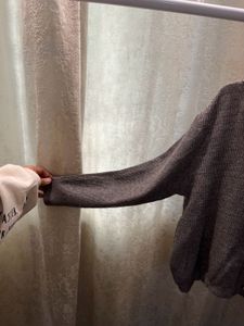 Elegant Grey Knit Cardigan