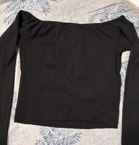 Wednesday Graphic Long Sleeve Top