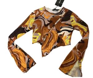 Prettylittlethings crop top