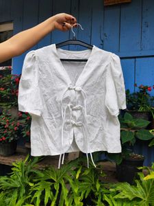 Vintage White Floral Blouse