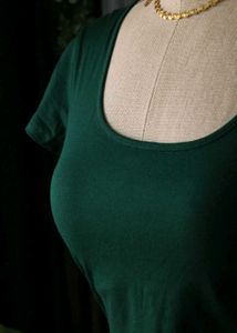 H&amp;M Green Fitted Tee