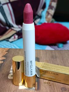 Myglamm Lip Crayon Debutante