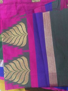 Saree With Unstiched Blouse