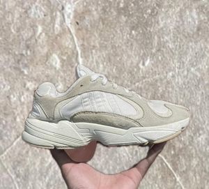 Adidas Yung offwhite shoes