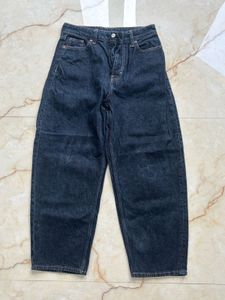 H&amp;M Barrel Jeans
