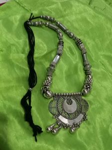 Silver Tone Necklace
